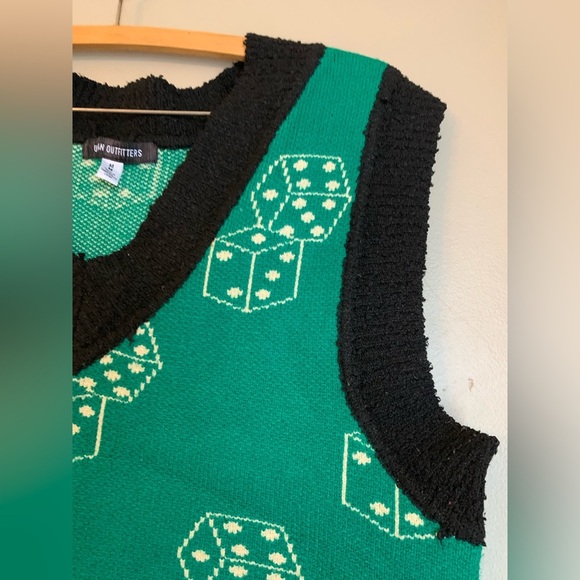Urban Outfitters Green Dice Sweater Vest thick oversized - Picture 4 of 7